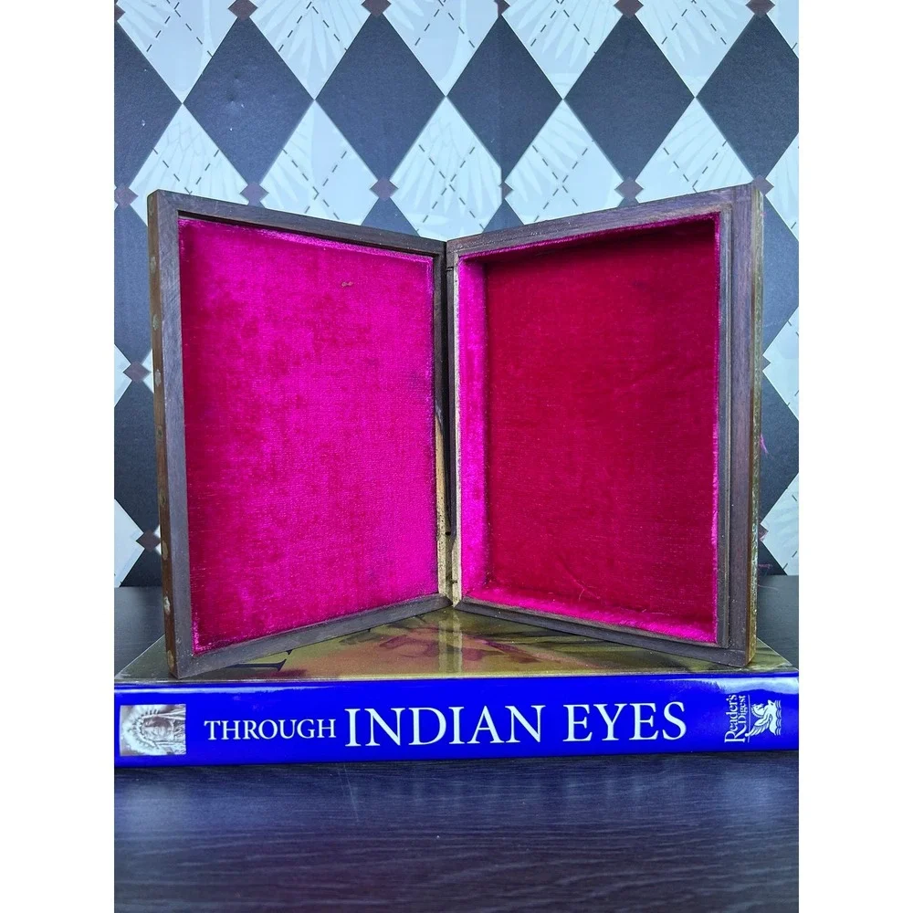 Vintage Indian Hand Painted Jewelry Box Velvet Lined Brass Inlay 8.5x6.5 Inch
